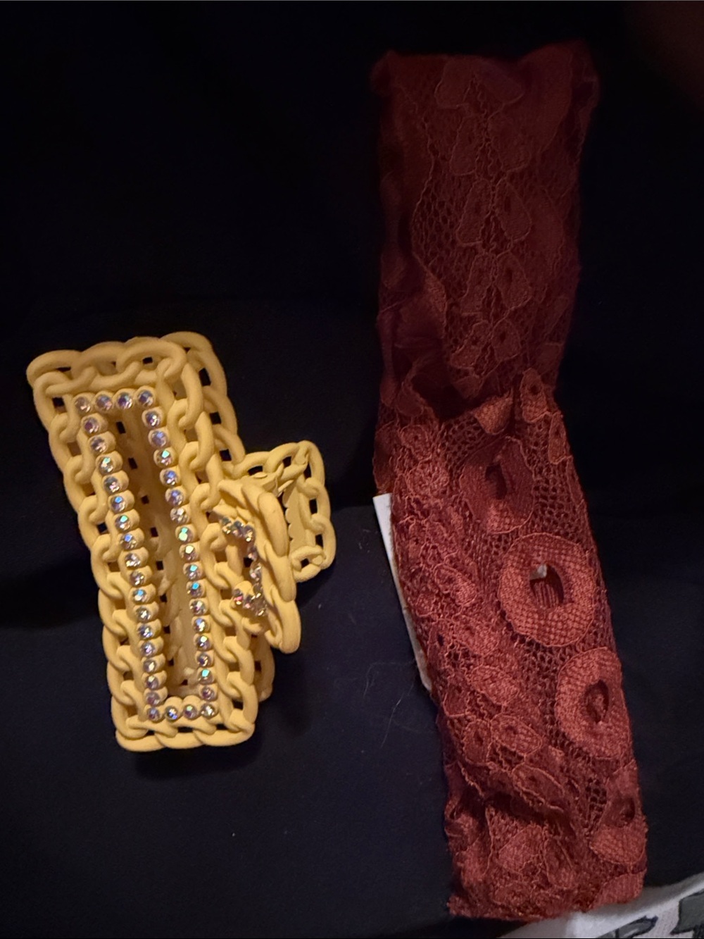 Icing Yellow Rhinestone Chain Clip & nLace Headband Set